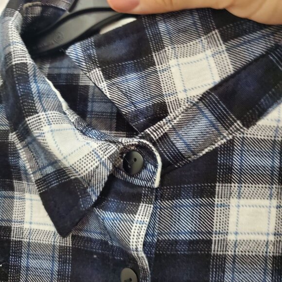 Eden‎ & Oliva Women's Navy White Plaid Roll Tab Belted Flannel Button Up Tunic M - Picture 8 of 11